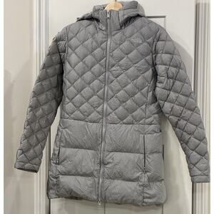 The North Face Women's Tyndall 550 Down Gray Jacket $329 Puffer Quilt Size M